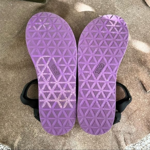 TEVA Universal Pride Flatform Platform Sandal LGBTQ Tegan Sarah Foundation - Picture 9 of 10